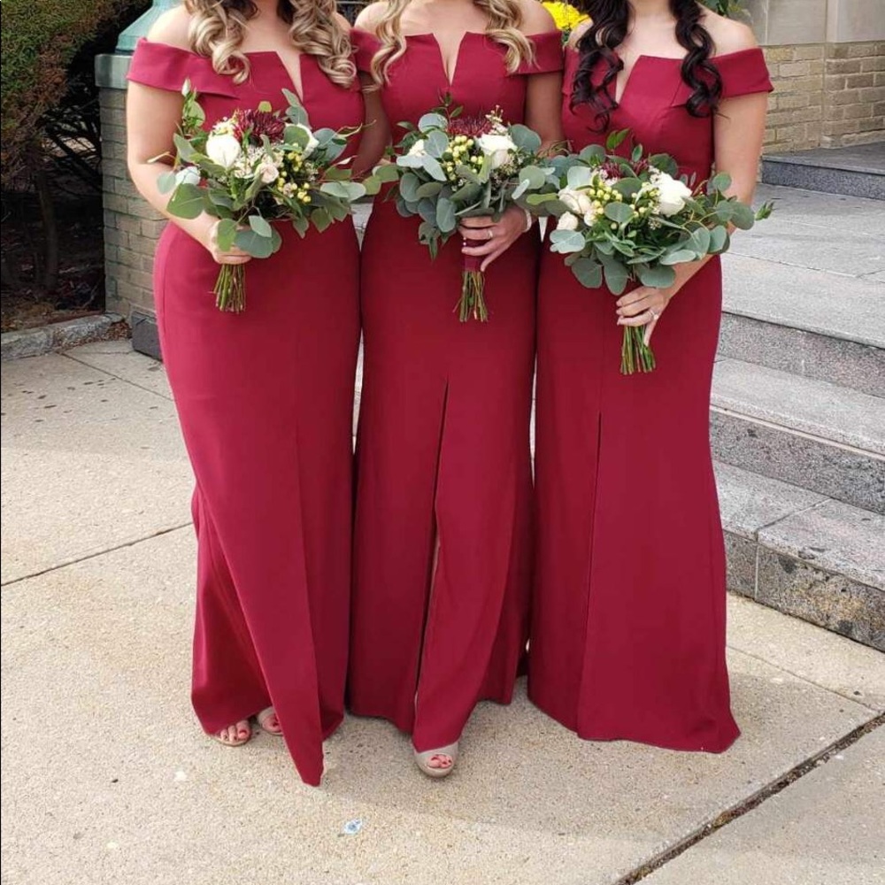 Dessy - Off shoulder burgundy dress